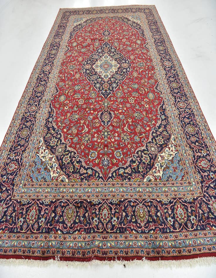Detail image of  9' 5 x 13' 8  Hand Knotted Kashan Persian Wool Rug