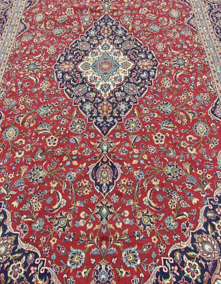 Detail image of  9' 5 x 13' 8  Hand Knotted Kashan Persian Wool Rug