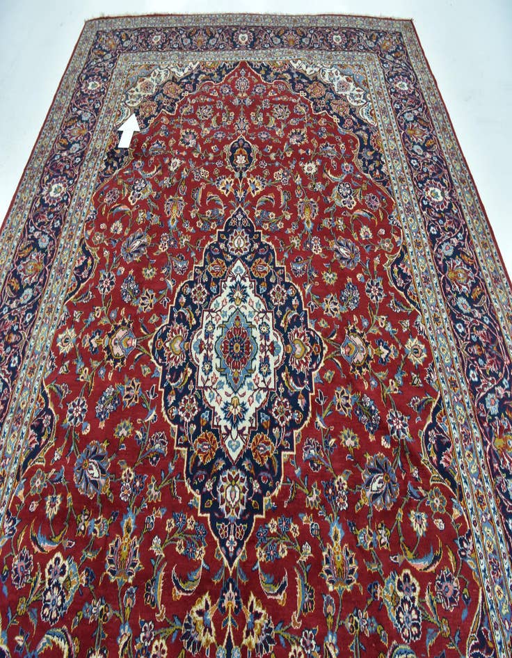 Detail image of  9' 4 x 13' 5  Hand Knotted Kashan Persian Wool Rug