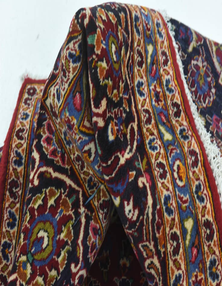 Detail image of  9' 6 x 13' 4  Hand Knotted Kashan Persian Wool Rug