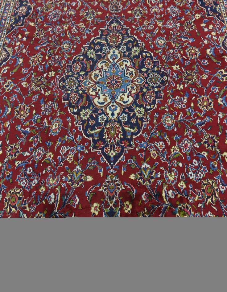 Detail image of  9' 10 x 12' 10  Hand Knotted Kashan Persian Wool Rug