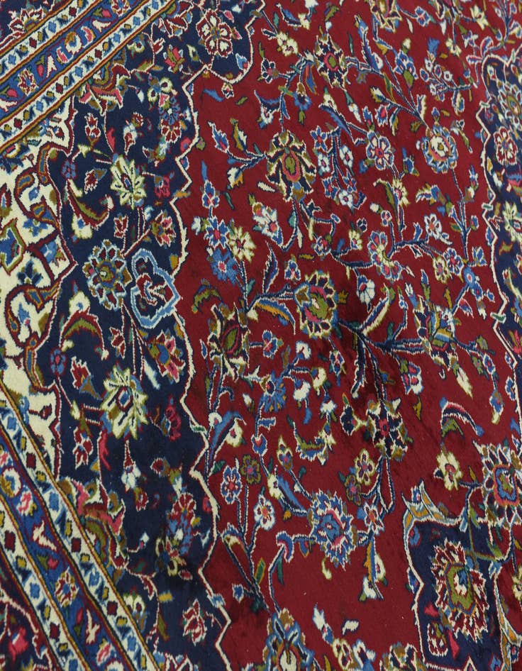 Detail image of  9' 10 x 12' 10  Hand Knotted Kashan Persian Wool Rug