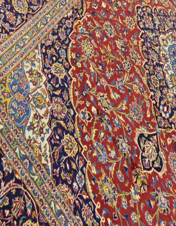 Detail image of  9' 10 x 13' 2  Hand Knotted Kashan Persian Wool Rug