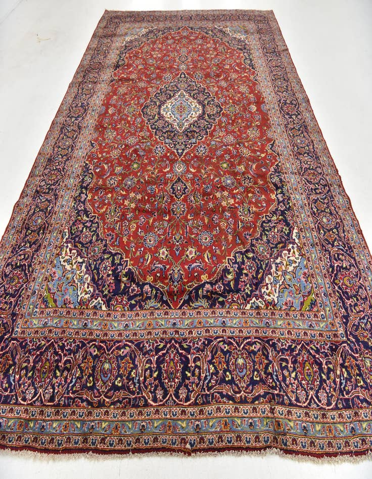 Detail image of  9' 9 x 13' 3  Hand Knotted Kashan Persian Wool Rug