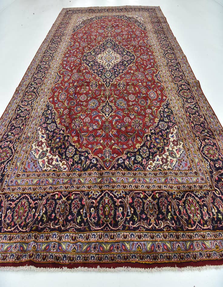 Detail image of 9' 9 x 14' 2 Hand Knotted Kashan Persian Wool Rug