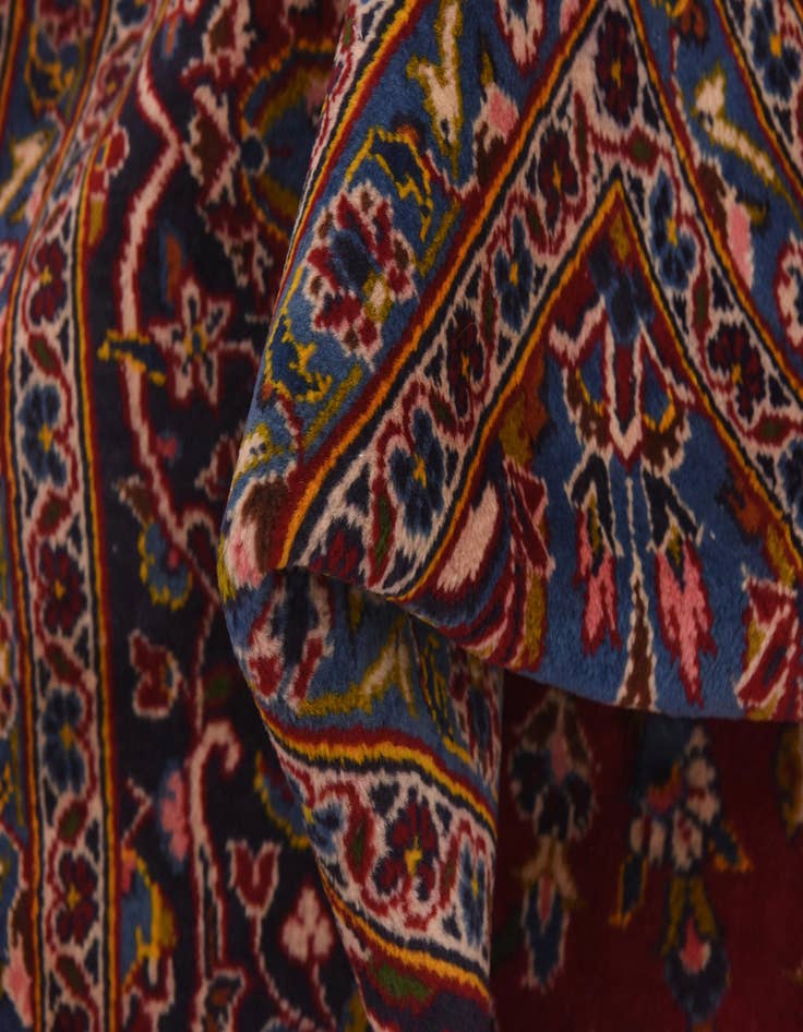 Detail image of  9' 7 x 12' 9  Hand Knotted Kashan Persian Wool Rug