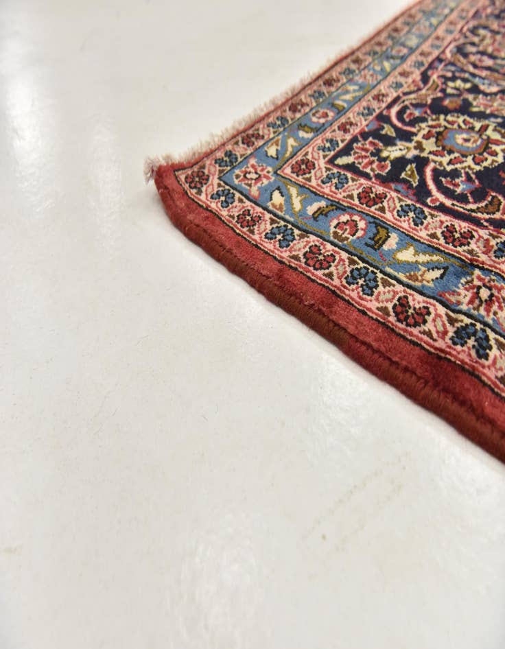 Detail image of  9' 9 x 13' 3  Hand Knotted Kashan Persian Wool Rug