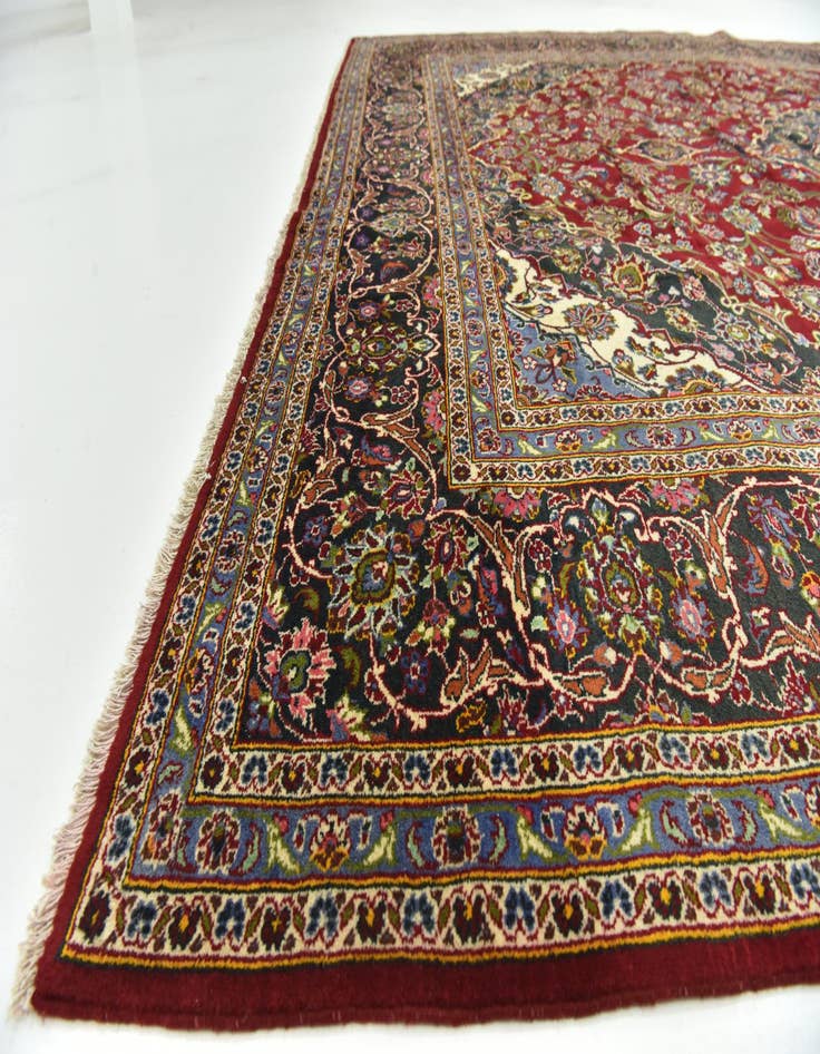 Detail image of  10' x 13' 5  Hand Knotted Kashan Persian Wool Rug