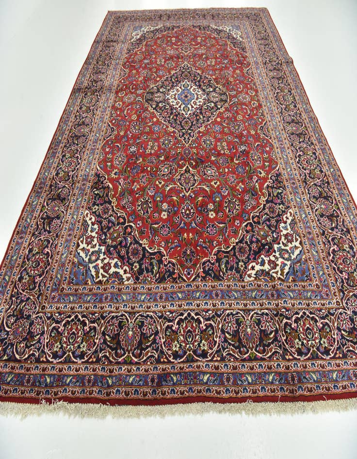 Detail image of  10' x 13' 5  Hand Knotted Kashan Persian Wool Rug