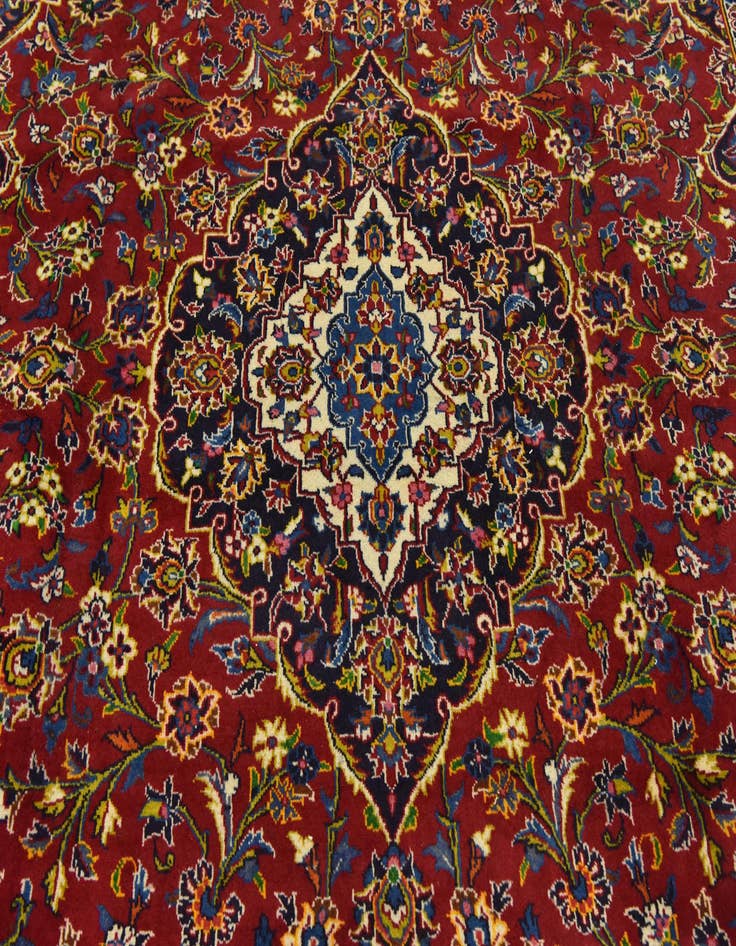 Detail image of  9' 7 x 12' 9  Hand Knotted Kashan Persian Wool Rug