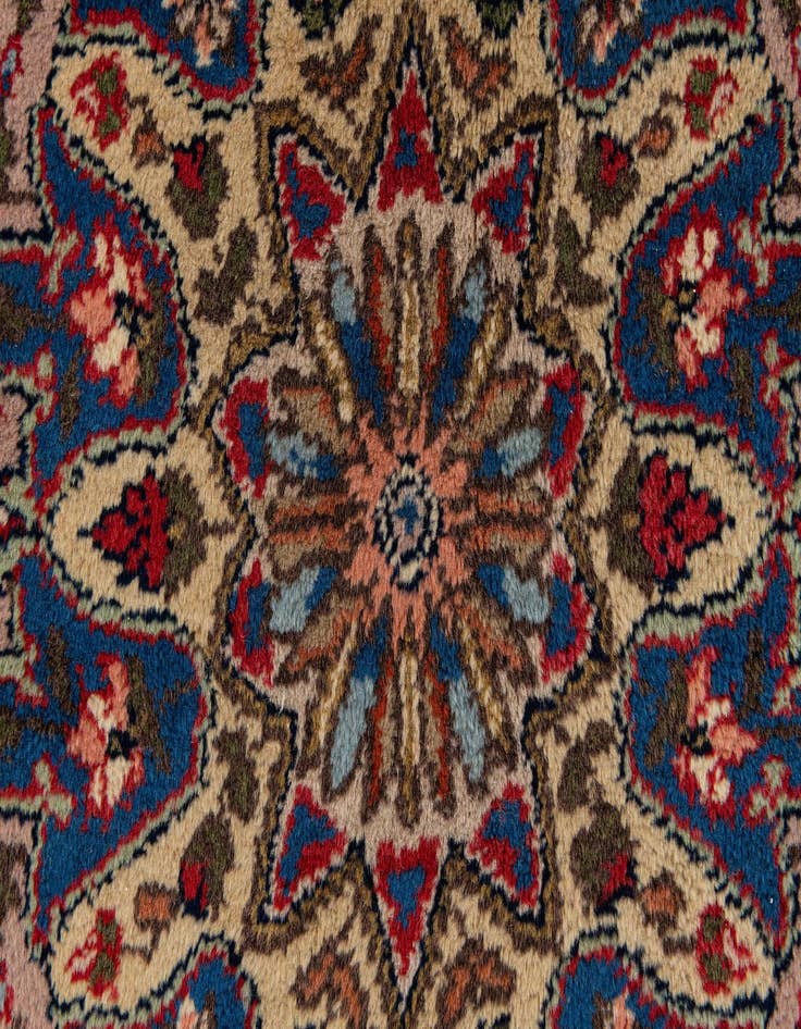 Detail image of  7' 3 x 10' 8  Hand Knotted Kashan Oriental Wool Rug