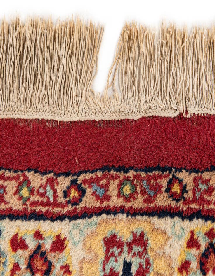 Detail image of 2' 5 x 4' 4 Hand Knotted Kashan Wool Rug