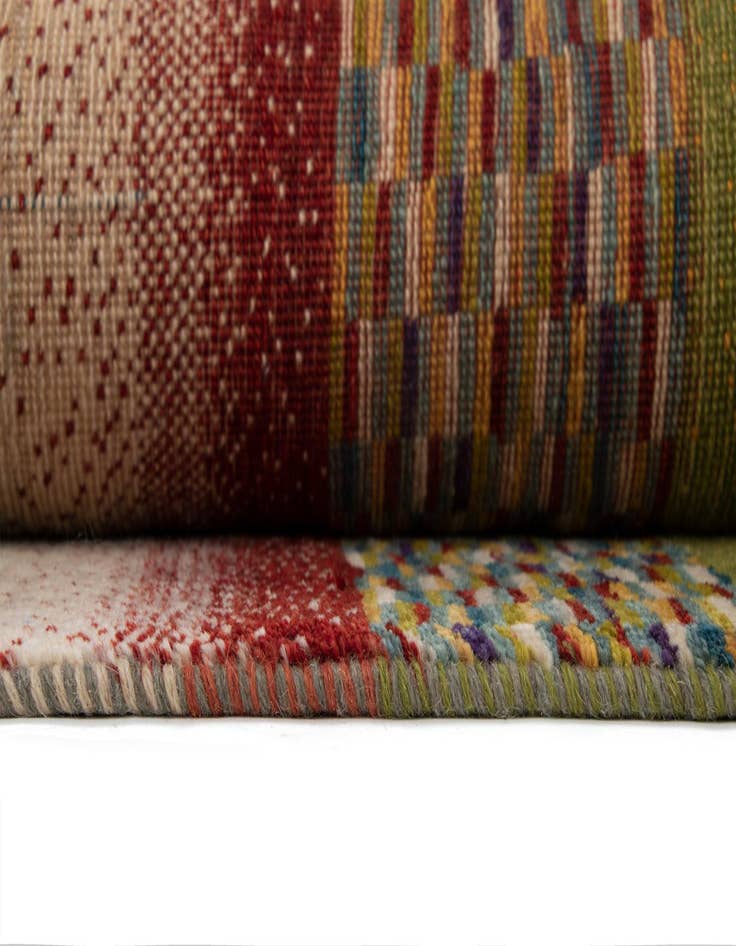 Detail image of  4' 11 x 6' Kashkuli Wool Rug