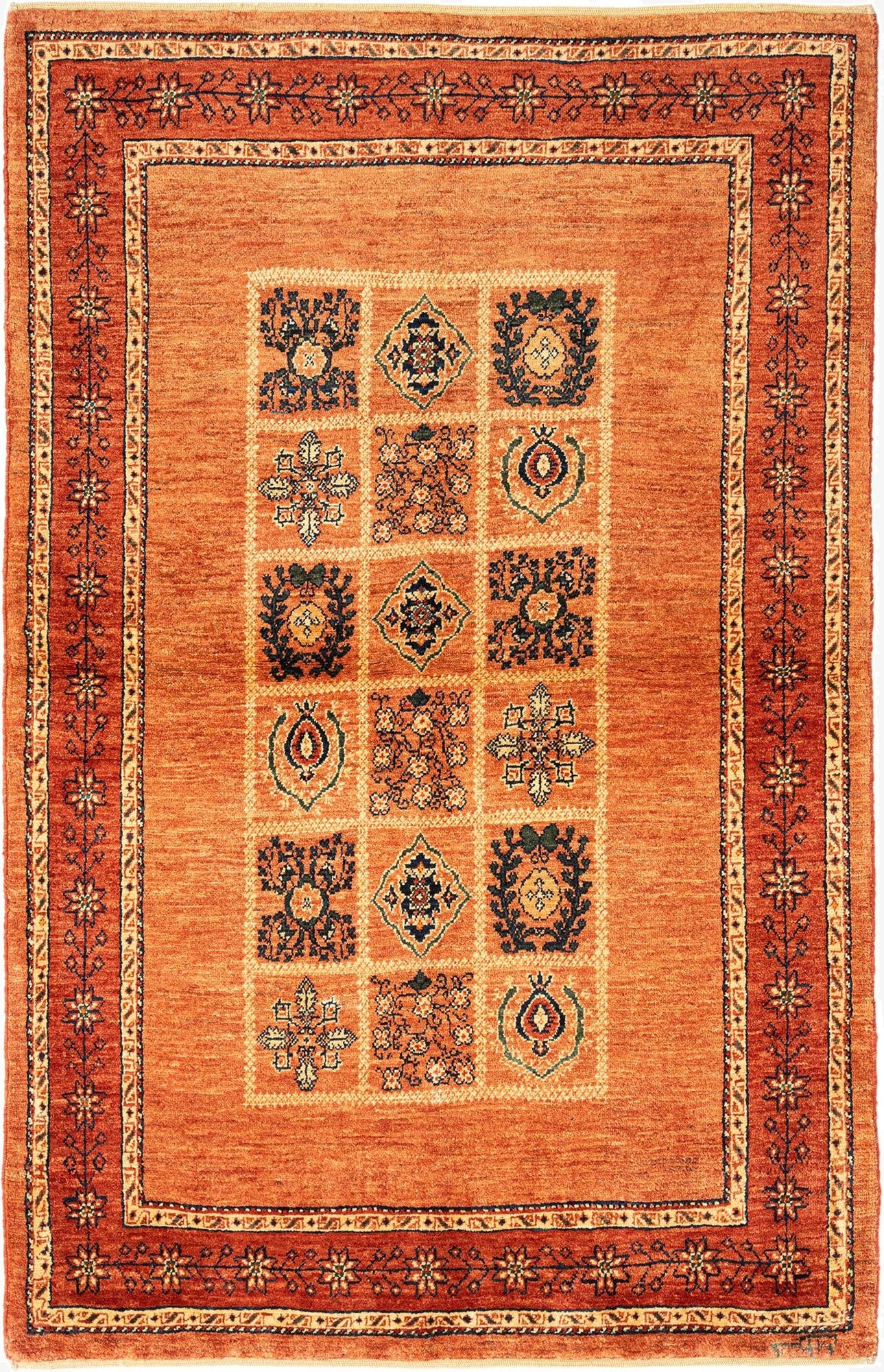  3' 8 x 5' 7 Kashkuli Wool Rug