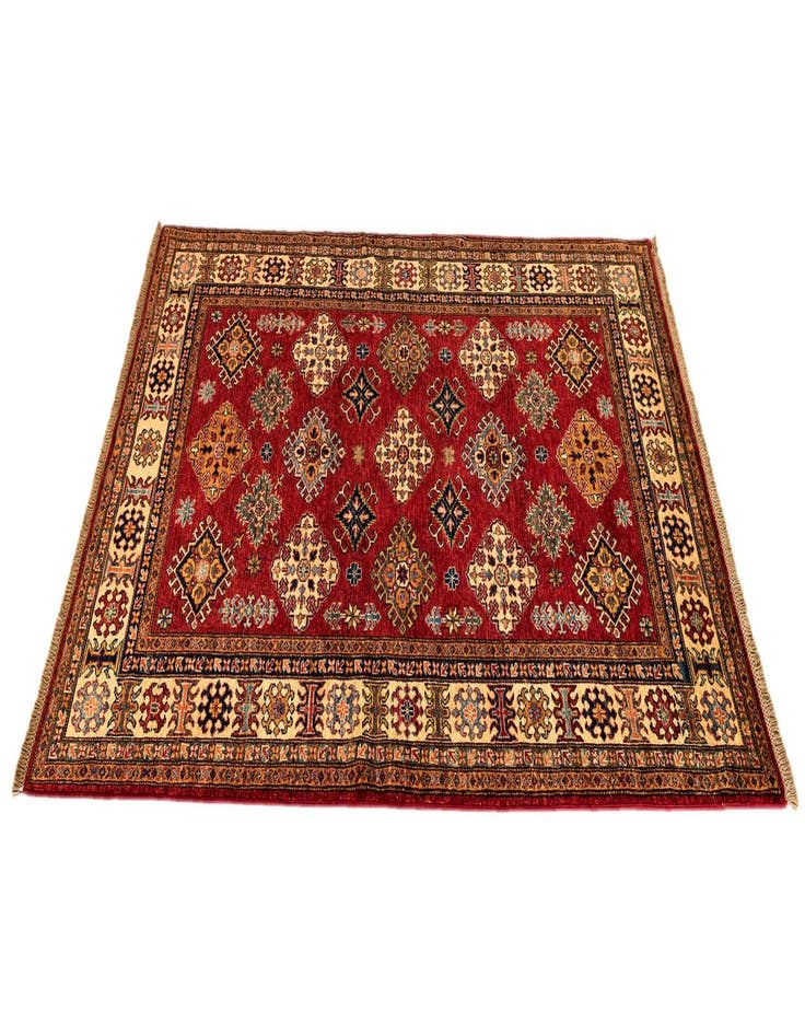 Detail image of  4' 11 x 6' 10 Kazak Rug