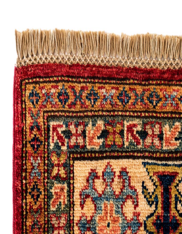 Detail image of  4' 11 x 6' 10 Kazak Rug