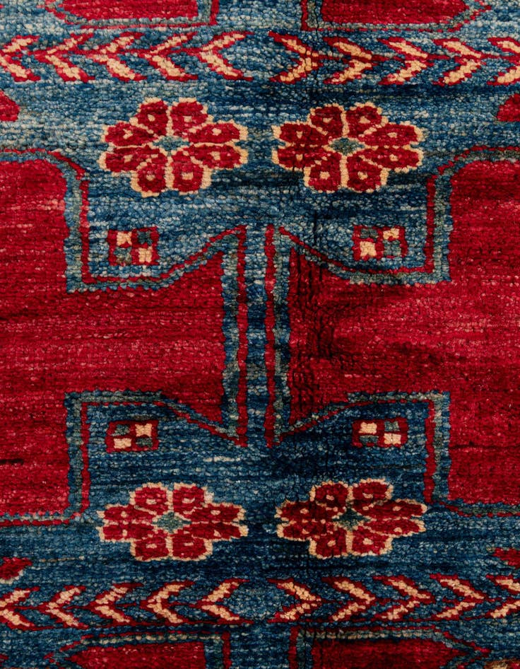 Detail image of  5' 2 x 6' 5  Hand Knotted Kazak Wool Rug