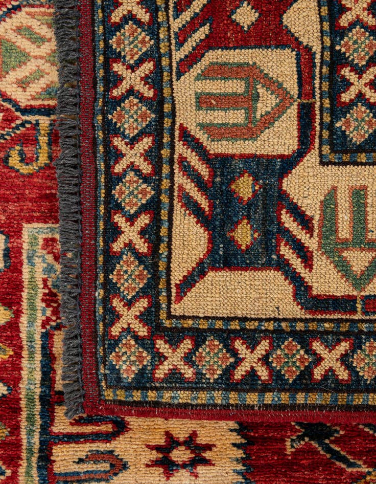 Detail image of  4' 4 x 6' 6  Hand Knotted Kazak Wool Rug