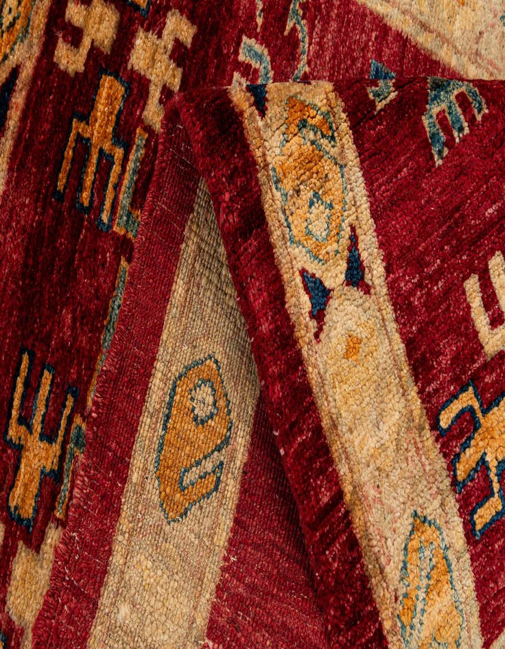 Detail image of  2' 7 x 4'  Hand Knotted Kazak Wool Rug