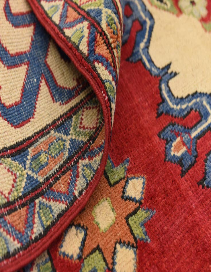 Detail image of  6' 6 x 9' 10  Hand Knotted Kazak Oriental Rug