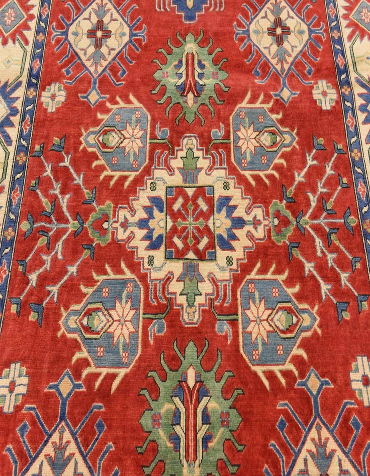 Detail image of  6' 6 x 9' 7  Hand Knotted Kazak Oriental Rug