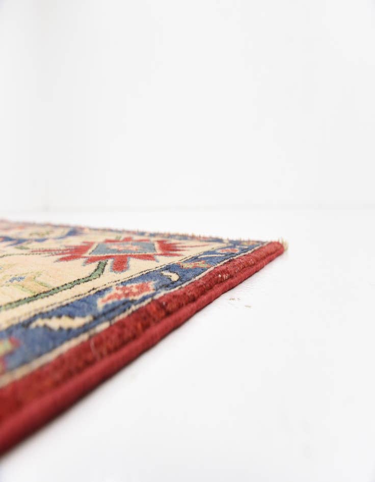 Detail image of  6' 6 x 9' 7  Hand Knotted Kazak Oriental Rug