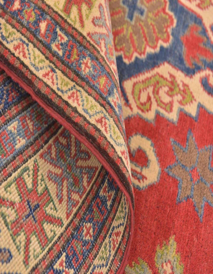 Detail image of  4' x 6' 5 Kazak Rug