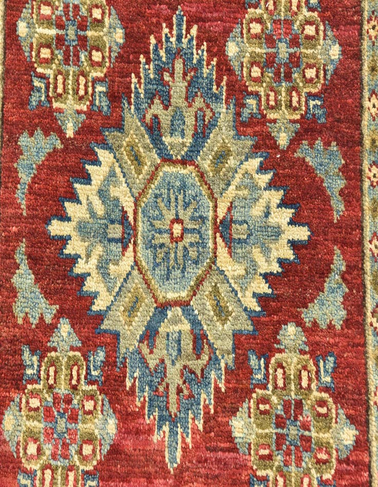 Detail image of  2' 8 x 4'  Hand Knotted Kazak Rug