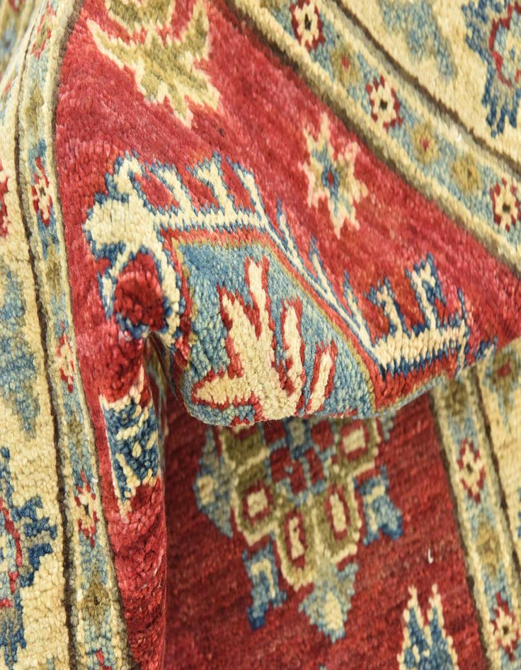 Detail image of  2' 8 x 4'  Hand Knotted Kazak Rug