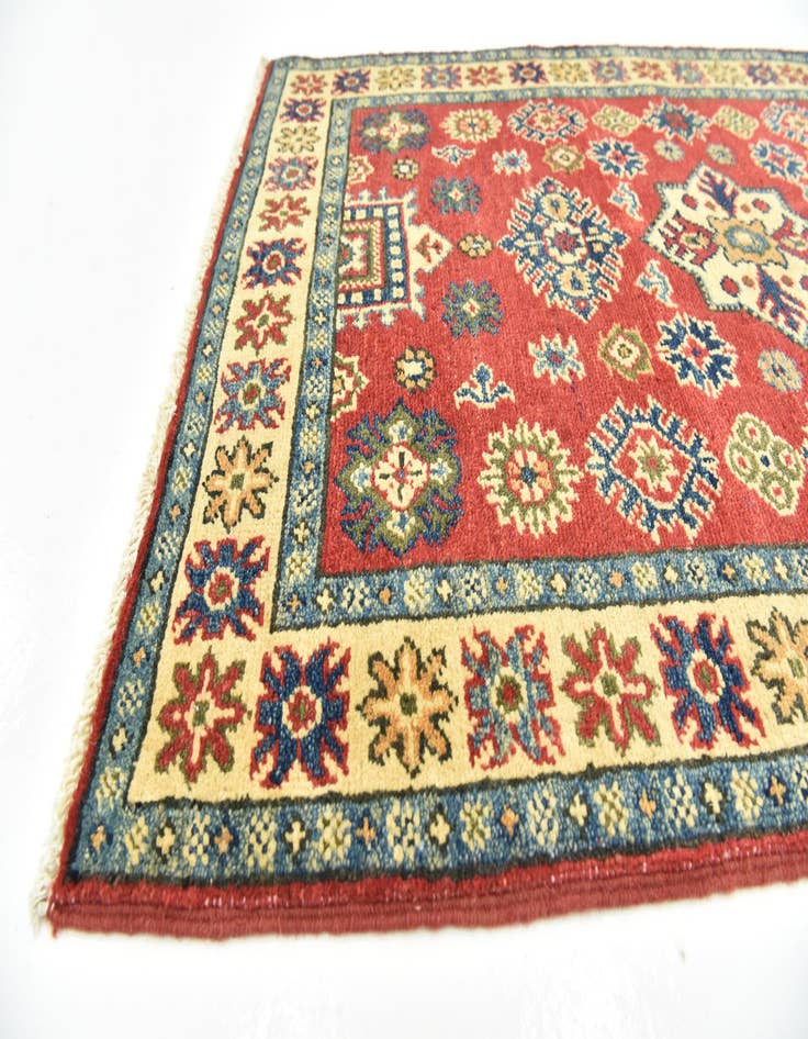 Detail image of  2' 7 x 4'  Hand Knotted Kazak Rug