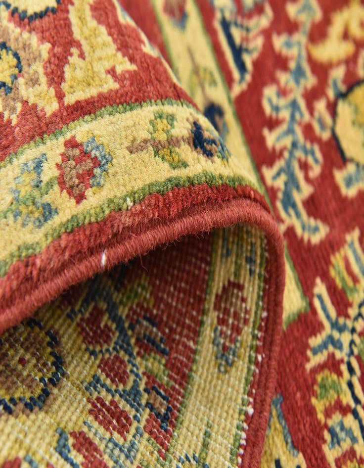 Detail image of  2' 8 x 4'  Hand Knotted Kazak Rug