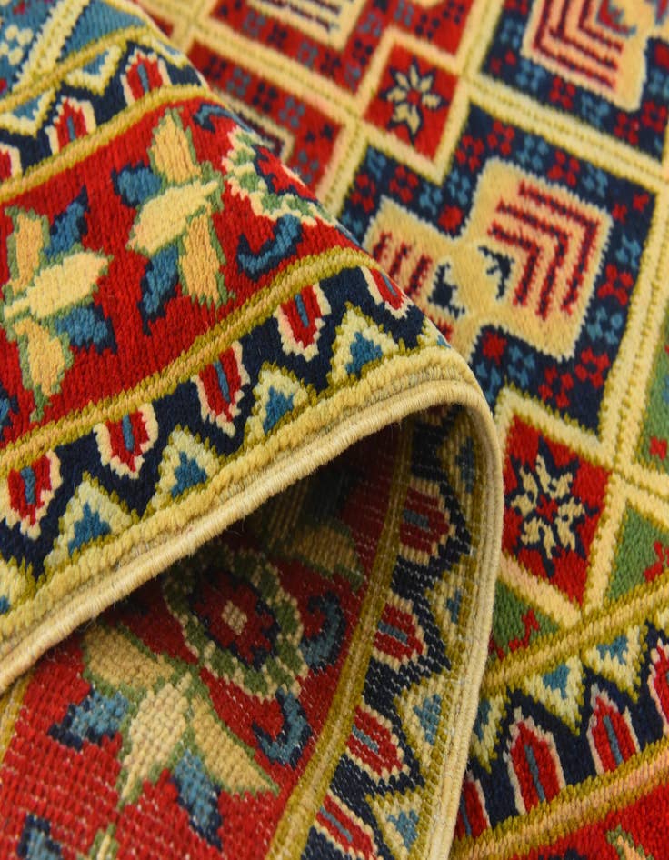 Detail image of  5' 2 x 6' 7  Hand Knotted Kazak Rug