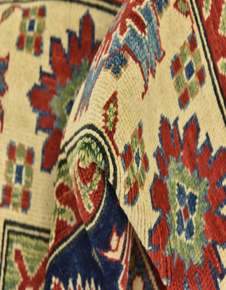 Detail image of  6' 6 x 9' 9  Hand Knotted Kazak Rug