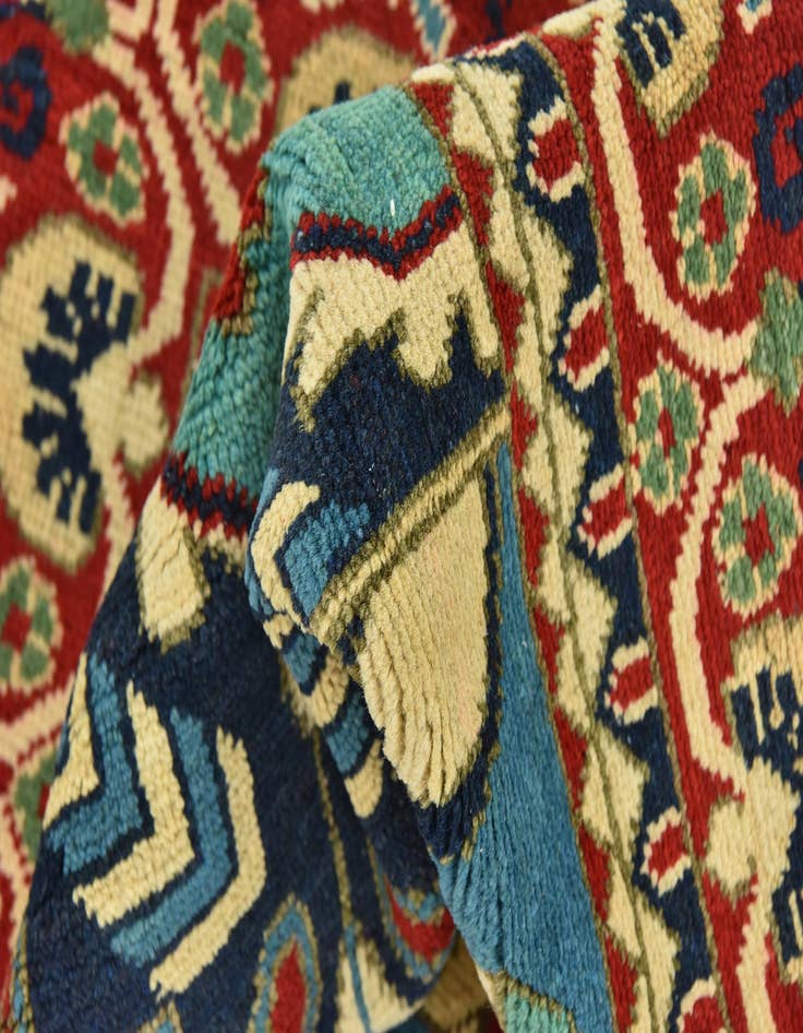 Detail image of  6' 9 x 9' 8  Hand Knotted Kazak Rug
