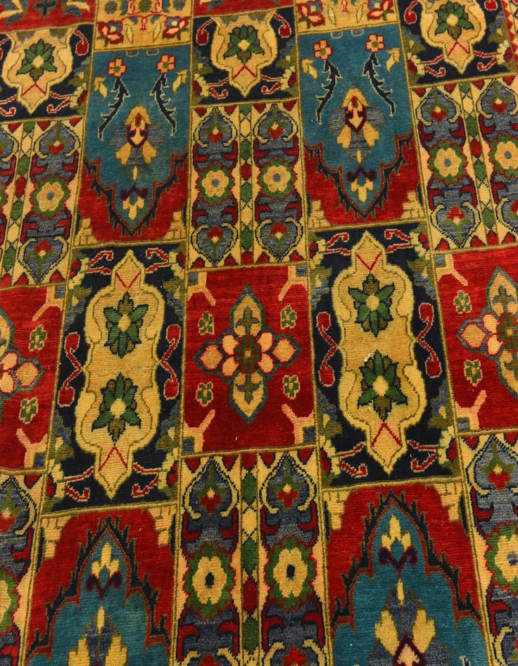 Detail image of  6' 11 x 9' 5  Hand Knotted Kazak Rug