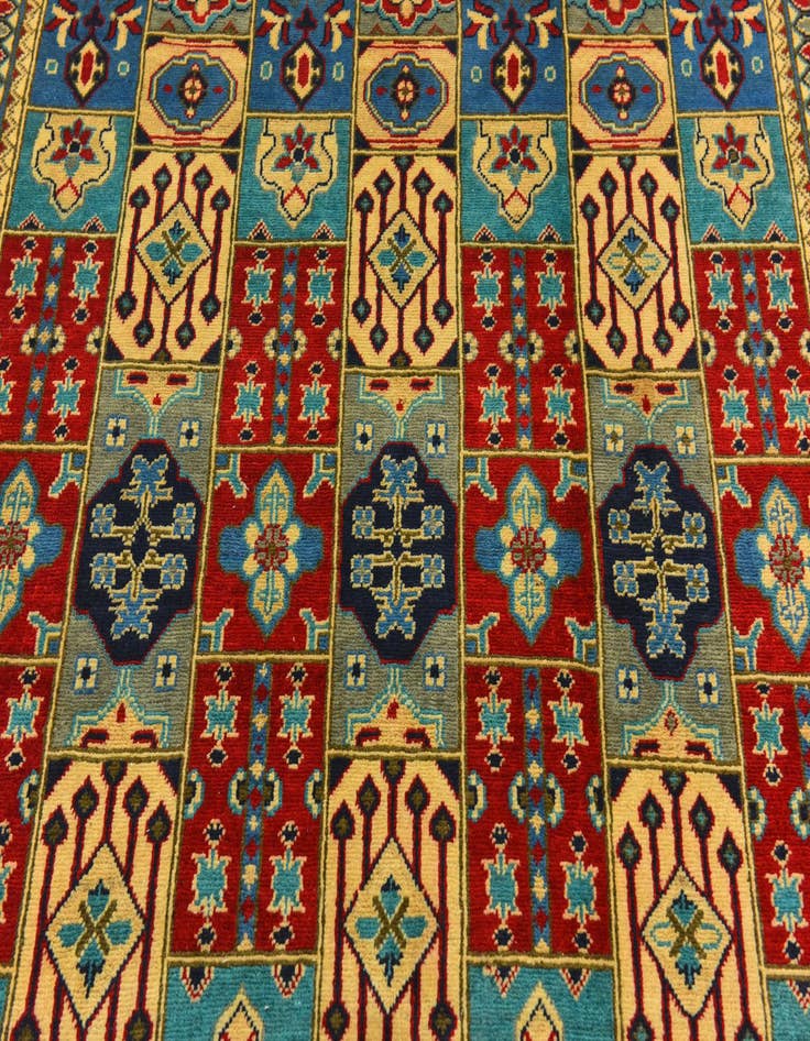 Detail image of  6' 6 x 9' 8  Hand Knotted Kazak Rug