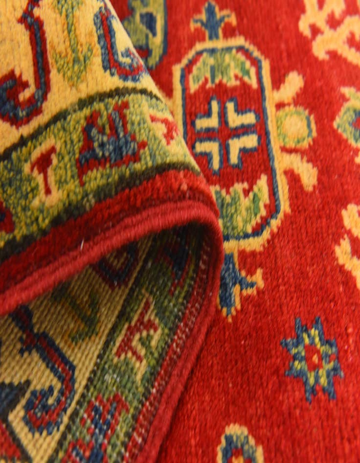 Detail image of  2' 8 x 4'  Hand Knotted Kazak Rug