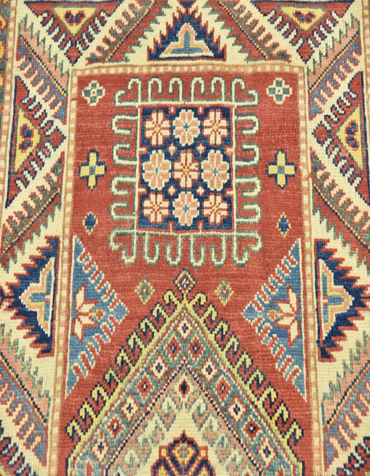 Detail image of  2' 9 x 4'  Hand Knotted Kazak Rug