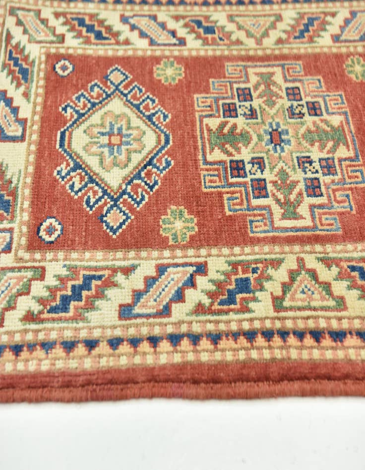 Detail image of 2' x 3' 2 Hand Knotted Kazak Rug
