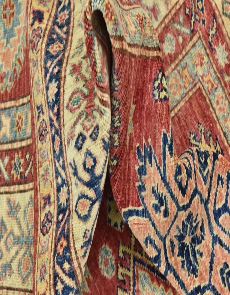 Detail image of  6' 7 x 9' 9  Hand Knotted Kazak Oriental Rug