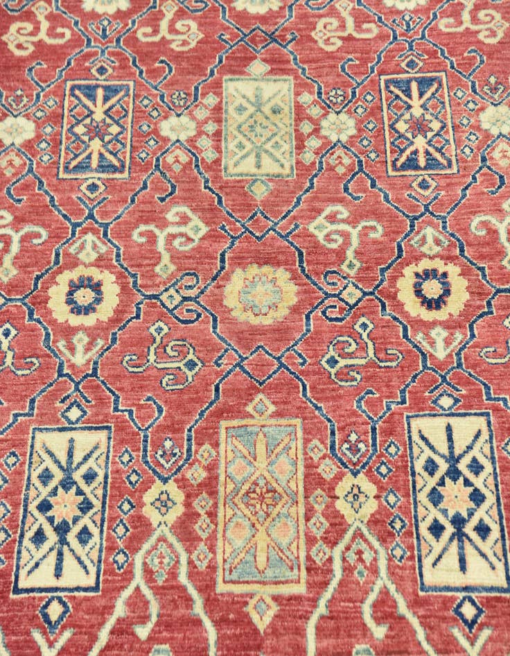 Detail image of  6' 8 x 9' 8  Hand Knotted Kazak Oriental Rug