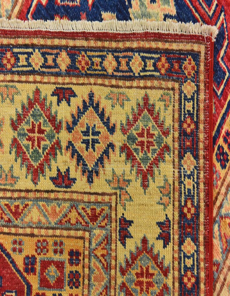 Detail image of  2' 8 x 4'  Hand Knotted Kazak Rug