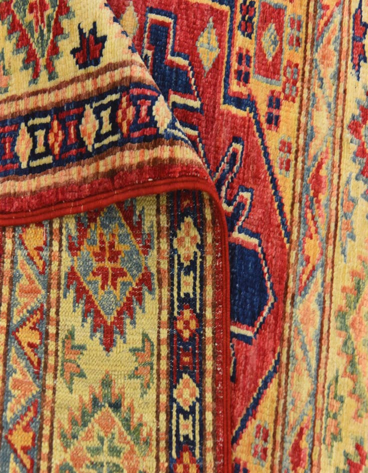 Detail image of  2' 8 x 4'  Hand Knotted Kazak Rug