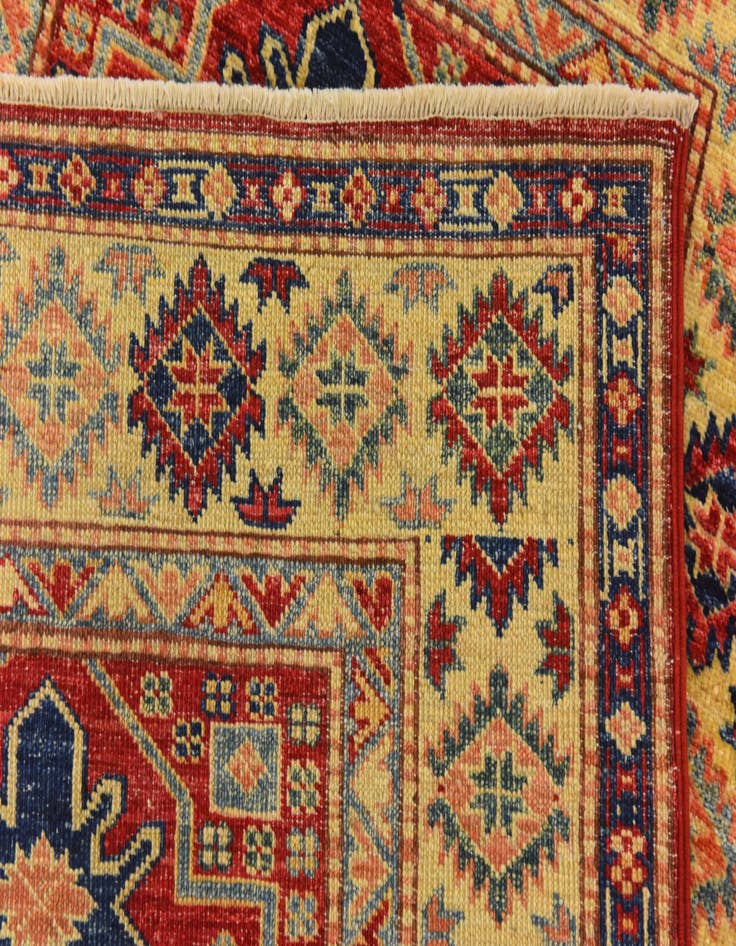 Detail image of  2' 8 x 4'  Hand Knotted Kazak Oriental Rug