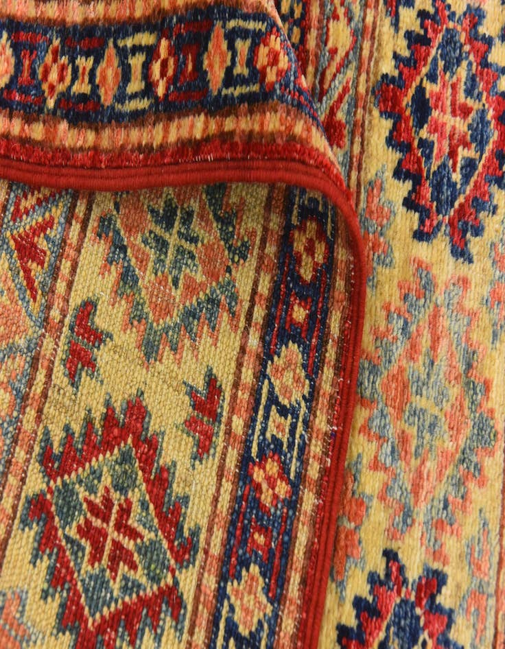 Detail image of  2' 8 x 4'  Hand Knotted Kazak Oriental Rug