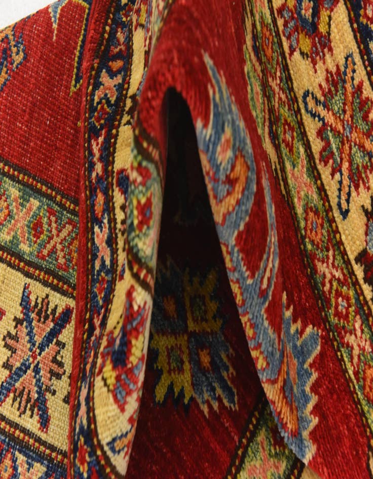 Detail image of  2' 9 x 4'  Hand Knotted Kazak Oriental Rug