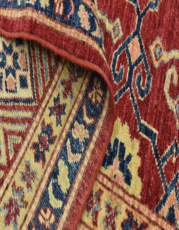 Detail image of  6' 5 x 9'  Hand Knotted Kazak Oriental Rug