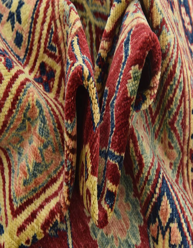 Detail image of  6' 5 x 9'  Hand Knotted Kazak Oriental Rug