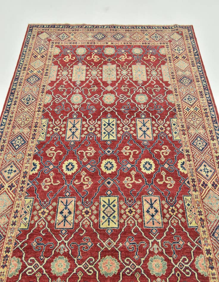 Detail image of  6' 5 x 9'  Hand Knotted Kazak Oriental Rug