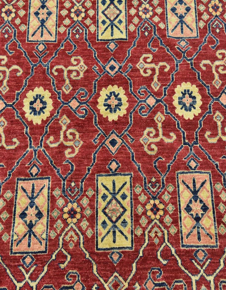 Detail image of  6' 5 x 9'  Hand Knotted Kazak Oriental Rug